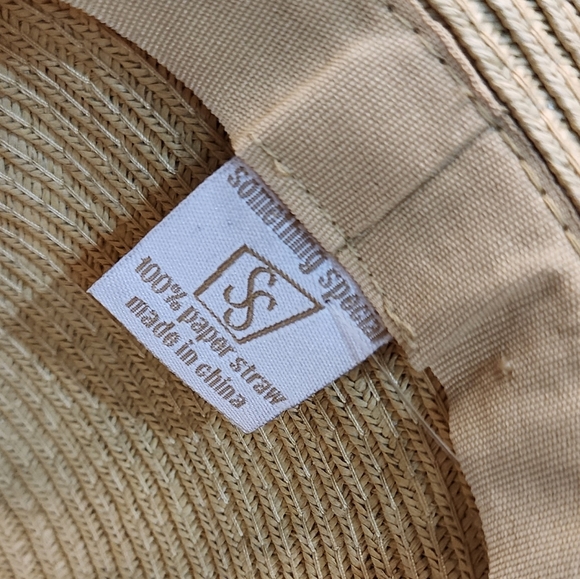 SS SOMETHING SPECIAL Elegant Tan Wide-Brim Hat with Black Band New - Picture 8 of 13